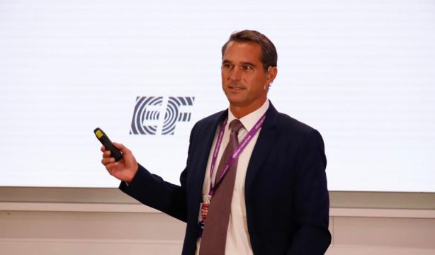 Xavier Martí (Education First): "Todo el mundo puede aprender idiomas independientemente de su edad"