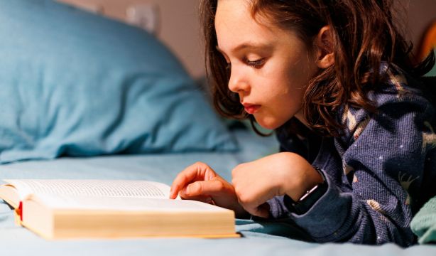 La lectura por placer en la infancia se relaciona con mejor rendimiento cognitivo