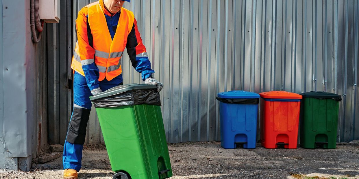 Estos son los trabajos que deben parar por la ola de calor Estos son los trabajos que deben parar por la ola de calor