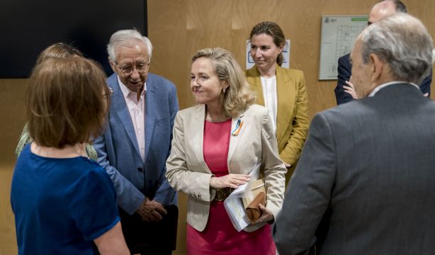 Los mayores, a la banca: “La atención presencial y personalizada sigue sin cumplirse”. Foto: Europa Press