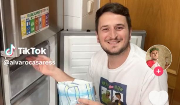 10 trucos con mucho humor para dormir con este calor