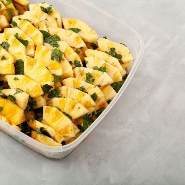 El truco definitivo para cortar la piña de la forma más sencilla y rápida