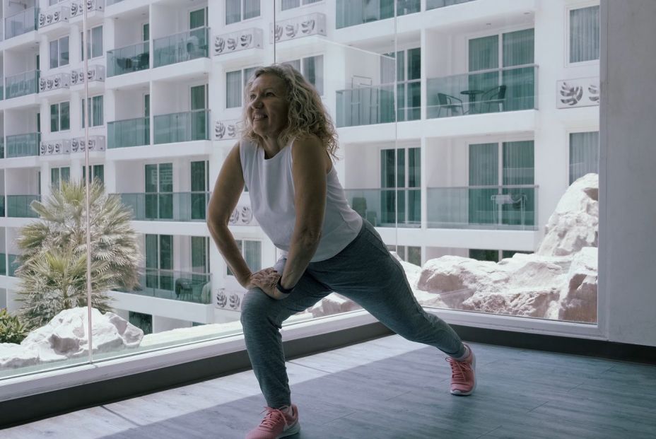 Rutina de 10 minutos de ejercicios que puedes hacer a diario y sin salir de casa Rutina de 10 minutos de ejercicios que puedes hacer a diario y sin salir de casa