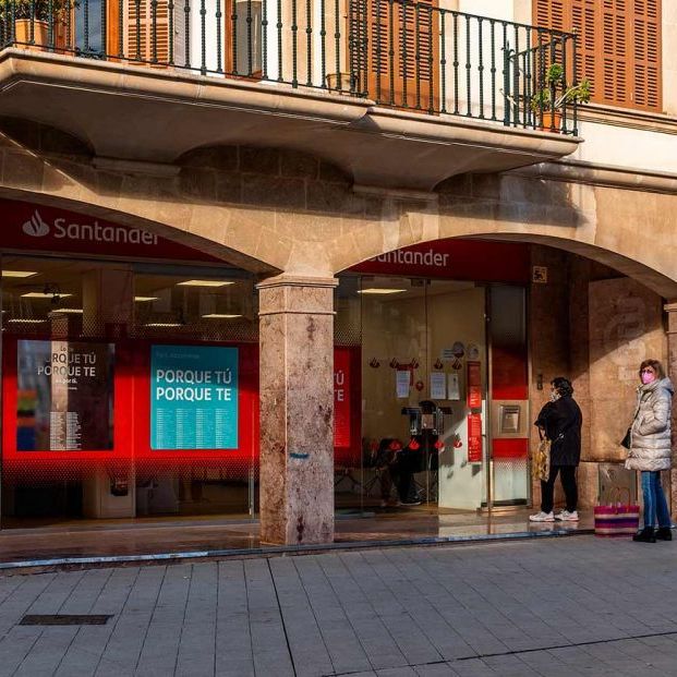 bancos banca santander bigstock bancos banca santander bigstock