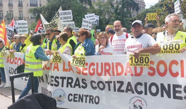 ASJUBI40 denuncia "la mentira y el bulo en la política" y pide castigo legal para quienes engañen