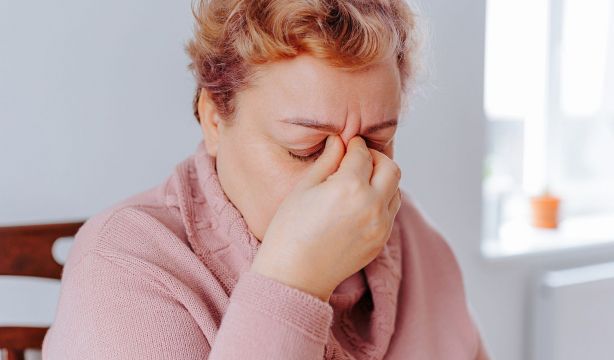 La enfermedad poco conocida que aumenta en los mayores de 60 años