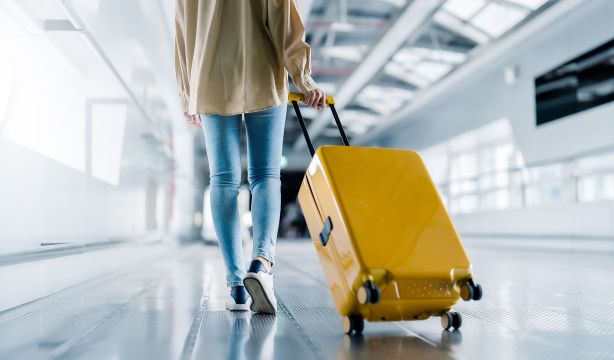 El 44% de los españoles intentará reducir su presupuesto vacacional