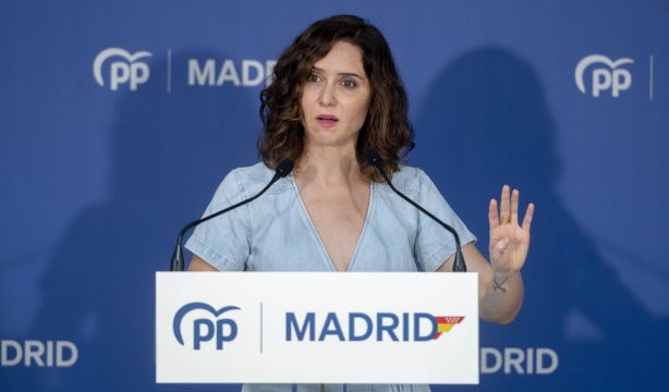 Ayuso: "El PP no puede tirar a Feijóo por un puente. No somos podemitas"