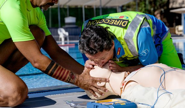 Los enfermeros piden "no bajar la guardia" ante el aumento de ahogamientos: "Pueden evitarse"