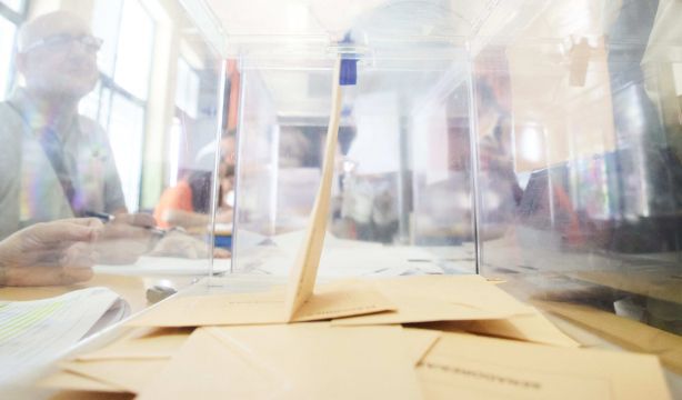 El recuento del voto exterior del 23J comienza este viernes con hasta nueve escaños en juego