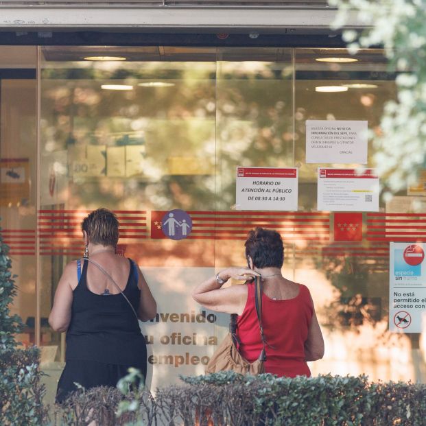 El paro sénior se perpetúa: el 61% de los desempleados mayores de 55 años lleva más de 1 sin trabajo El paro sénior se perpetúa: el 61% de los desempleados mayores de 55 años lleva más de 1 sin trabajo