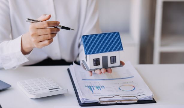 Se acabó lo que se daba: el euríbor sigue al alza en octubre y empieza a encarecer las hipotecas