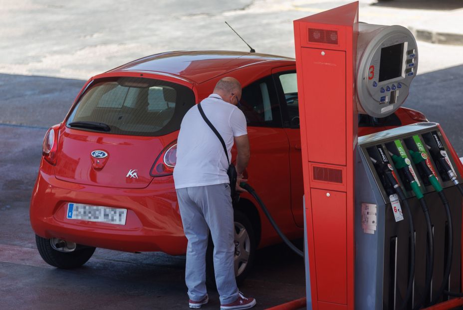 Gasolina y diésel suben por cuarta semana consecutiva y alcanzan máximos de abril