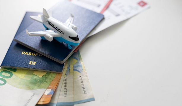 ¿Cuál es el máximo dinero en efectivo que puedes llevar en vacaciones?
