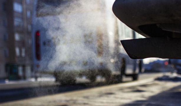 Exponerse a la contaminación del aire aumenta el riesgo de desarrollar demencia