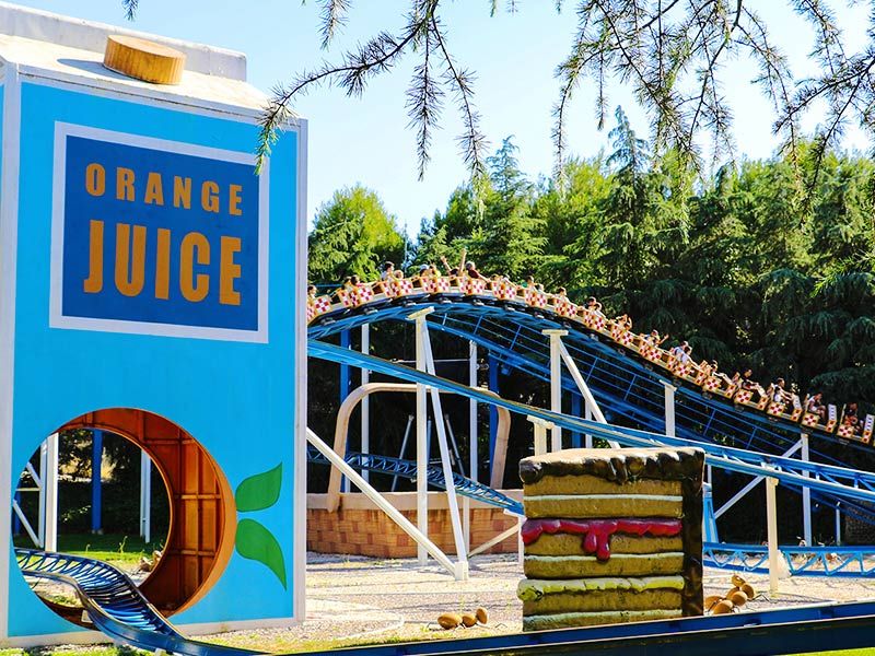 Tom & Jerry Picnic en el Parque (1) Tom & Jerry Picnic en el Parque (1)