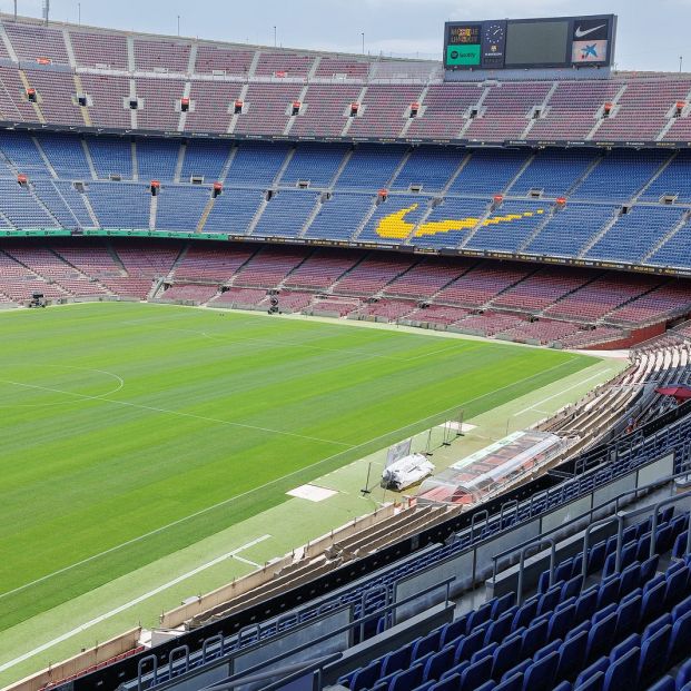 Cómo evitar estafas al comprar los abonos de fútbol: La Policía Nacional, sorprendida por este caso Cómo evitar estafas al comprar los abonos de fútbol: La Policía Nacional, sorprendida por este caso