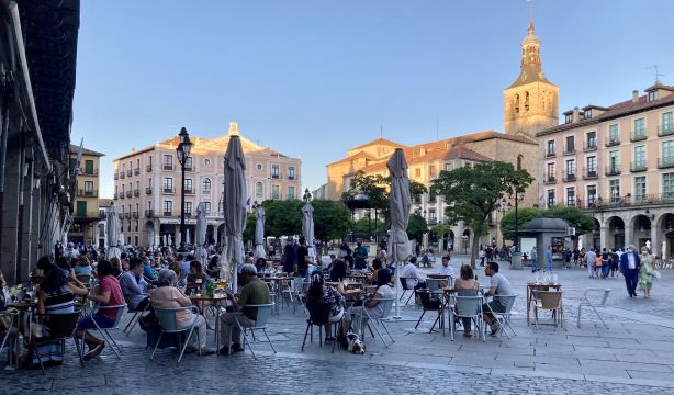 'Vete al Fresco': el festival que acerca un año más la música a las terrazas de Segovia