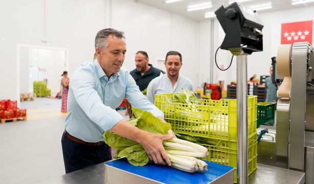 Madrid Rural, primer mercado sin intermediarios, distribuye 100.000 kilos de productos frescos
