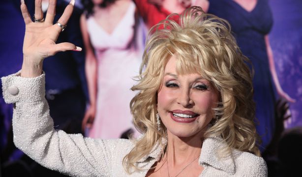 Dolly Parton lanza su versión del 'Let it be' con los Beatles