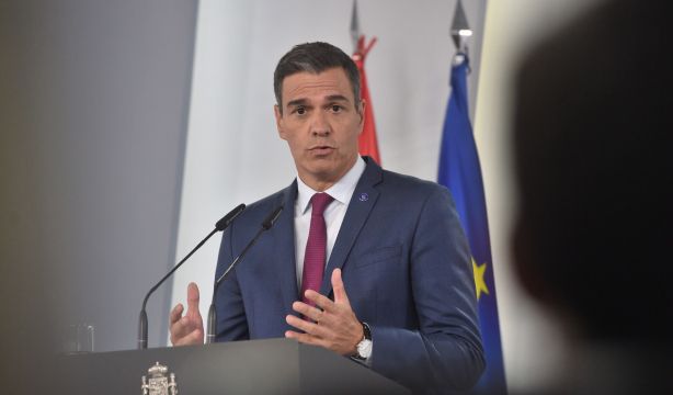 Sánchez se ofrece al Rey para ir a la investidura