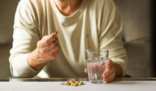 ¿Por qué los pacientes de un infarto no deben de dejar de tomar aspirina?