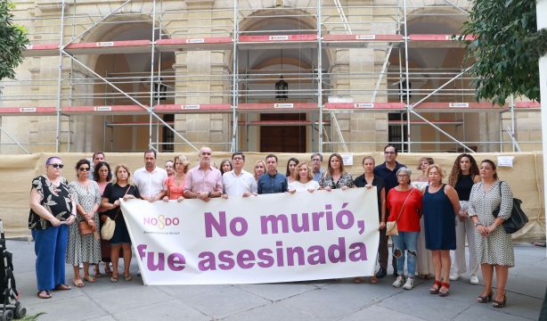 Encarni, la mujer asesinada por su marido en Motril: él fingió un accidente
