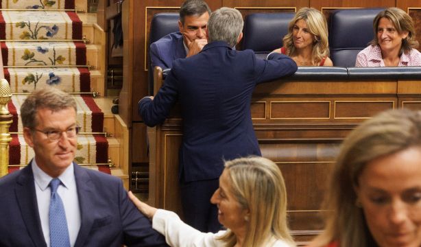 EuropaPress 5384332 i d arriba presidente gobierno funciones secretario general psoe pedro