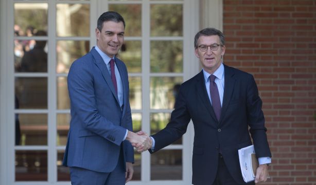 Feijóo y Sánchez se reunirán este miércoles en el Congreso para hablar de la investidura