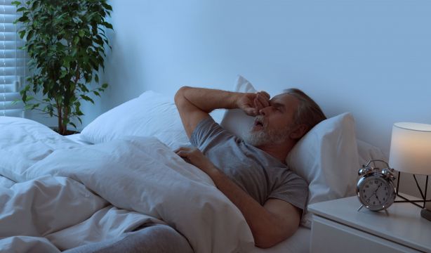 Qué es la nicturia, levantarse al baño por la noche