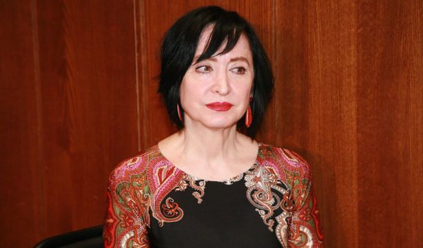 Jubilados se rebelan para que UNED sénior no prescinda de su profesora de 75 años: “Es edadismo”