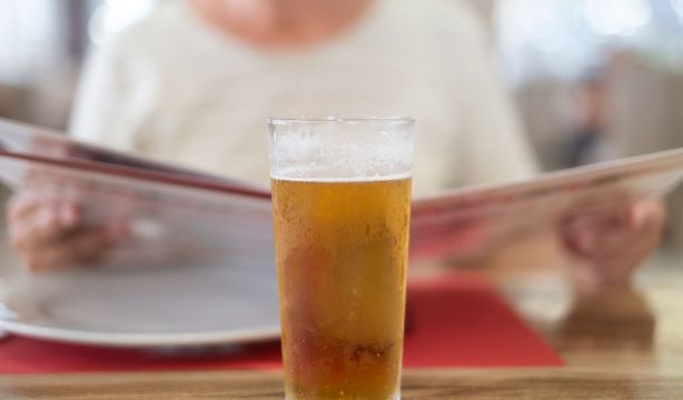 La OCU denuncia a cervezas Damm por publicidad engañosa