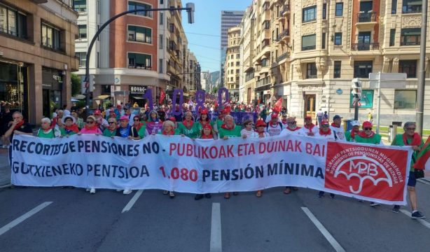 "No nos rendimos": calendario de lucha de los pensionistas vascos hasta finales de 2025