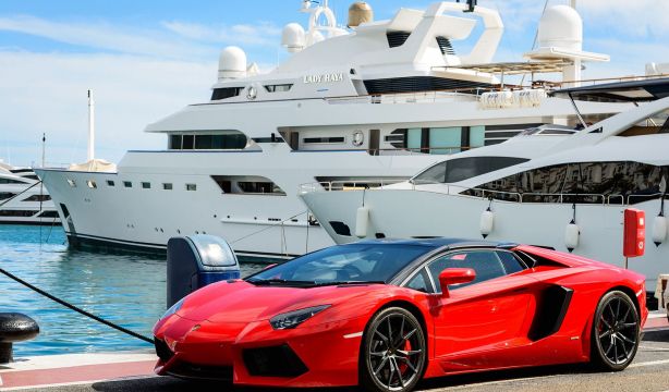 Los españoles ricos se duplican y son cada vez más acaudalados. Foto: bigstock