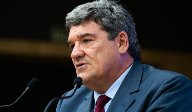 Escrivá anuncia mejoras para los autónomos y la extensión de las rentas mínimas