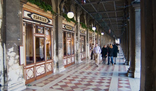 En esta ciudad se encuentra el café más antiguo del mundo: 300 años de historia. Foto: Bigstock