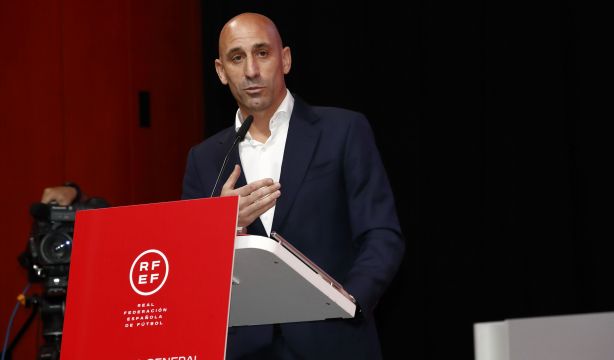 Rubiales dimite como presidente de la RFEF: "Hay poderes fácticos que impedirán mi vuelta"