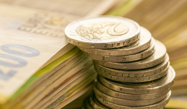 La rentabilidad, aunque muy tímida, llega a los depósitos bancarios: estas son las primeras ofertas