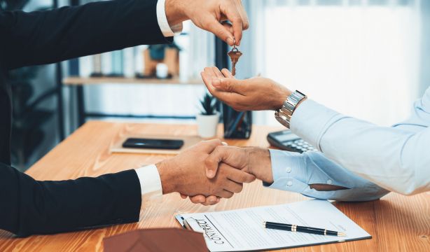 La oferta de viviendas heredadas aumenta y la mayoría prefiere la venta al alquiler