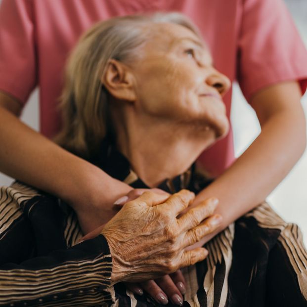 Reivindicando la capacidad de bienestar de las personas con demencia Reivindicando la capacidad de bienestar de las personas con demencia