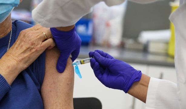 Campaña de vacunación de gripe y Covid: ¿cuándo comienza en cada comunidad autónoma?