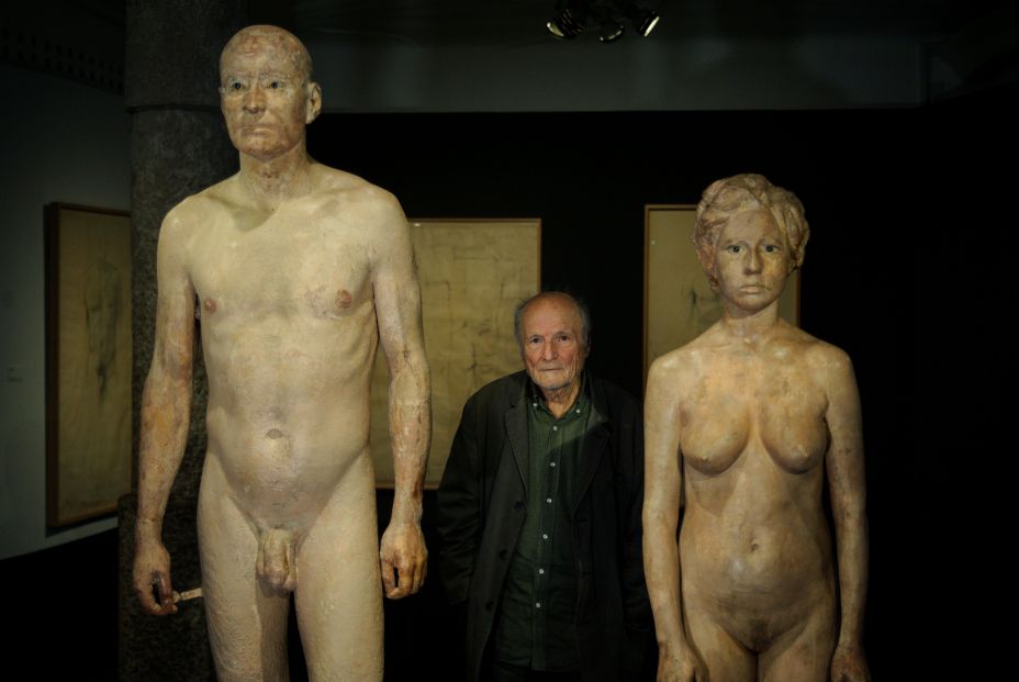 EuropaPress 5453453 artista antonio lopez posa junto obras presentacion exposicion antonio EuropaPress 5453453 artista antonio lopez posa junto obras presentacion exposicion antonio