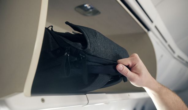 La Unión Europea exige que las maletas de mano sean gratis