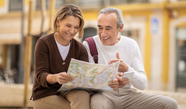 Viajes del Imserso 2023-2024: ¿Quiénes pueden participar además de los mayores?