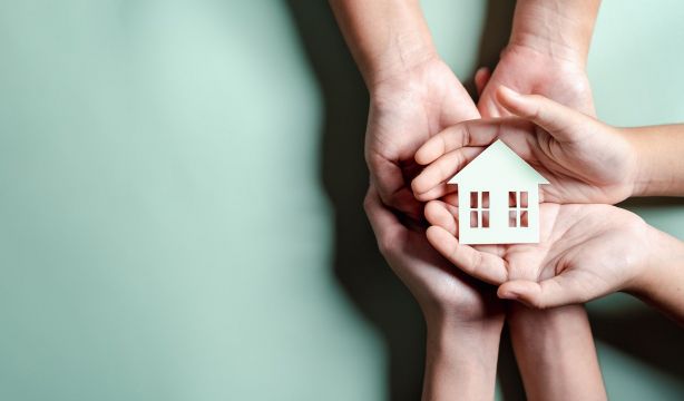 Cómo donar una vivienda en vida a un hijo