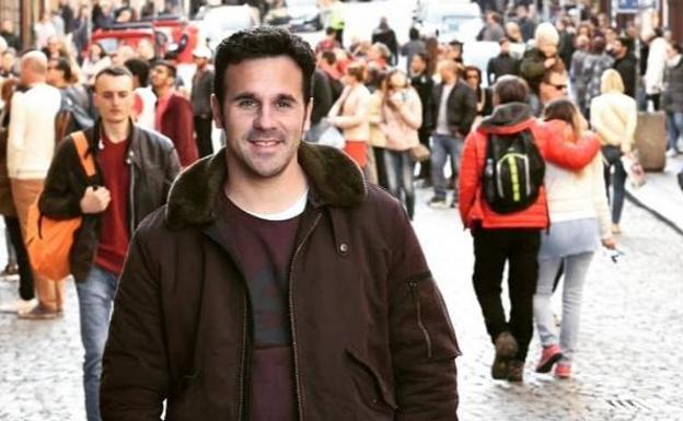 David Carragal David Carragal