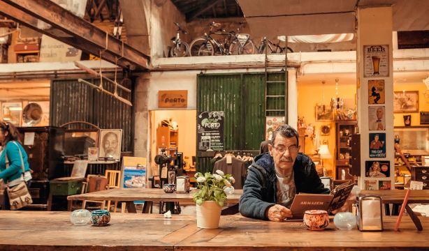 Portugal supera a España en empleo sénior y tiene más centros de día y residencias de mayores