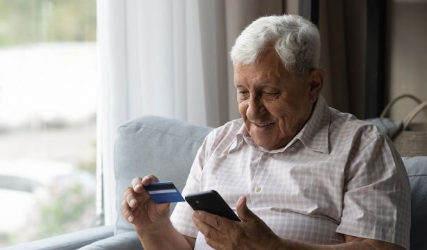 La digitalización de la banca alcanza el 70% de los clientes: “El reto es incluir a los sénior”. Foto: bigstock