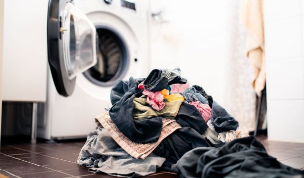 El aparato doméstico que consume tanta energía como 65 neveras encendidas a la vez