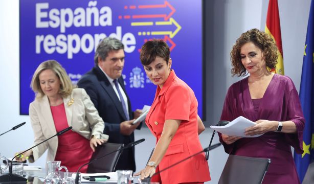 El Gobierno promete a Bruselas subir las pensiones con el IPC en 2024 "en cualquier escenario"